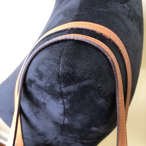 Michael Kors Cognac Brown Large Tote Bag w/ Gold Hardware - Picture 4 of 10